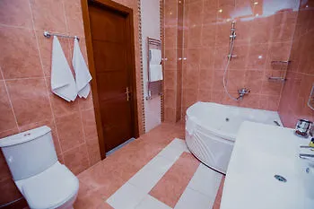 Astola Hotel Baku 4*,